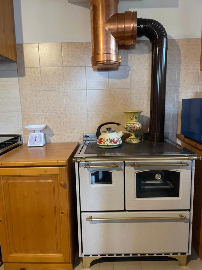 A Casa Di Amici Villa Vidor Eksteriør billede