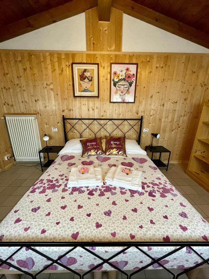 A Casa Di Amici Villa Vidor Eksteriør billede